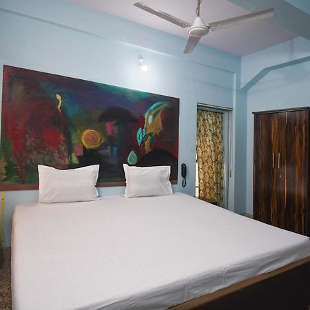 Hotel O Blue Cherry Guest House 콜카타 외부 사진